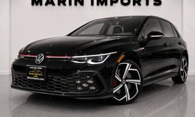 2024 Volkswagen Golf GTI SE