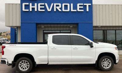 2020 Chevrolet Silverado RST