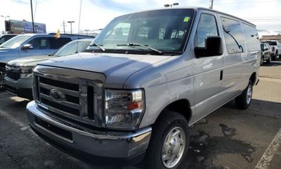 2010 Ford E-350