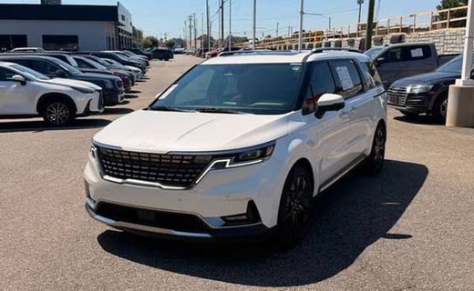 2023 Kia Carnival