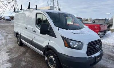 2018 Ford Transit 150 LOW Roof
