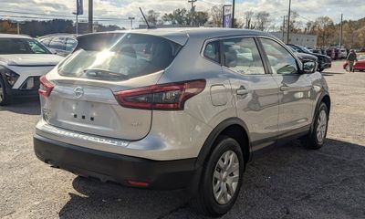 2020 Nissan Rogue Sport S