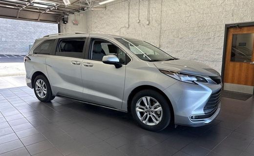 2024 Toyota Sienna Limited