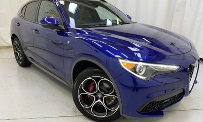 2023 Alfa Romeo Stelvio TI