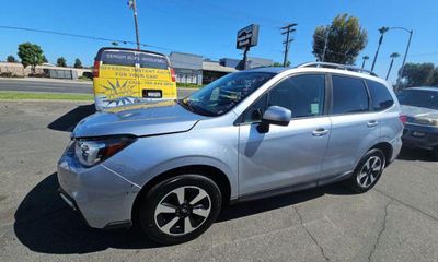 2018 Subaru Forester Premium ES