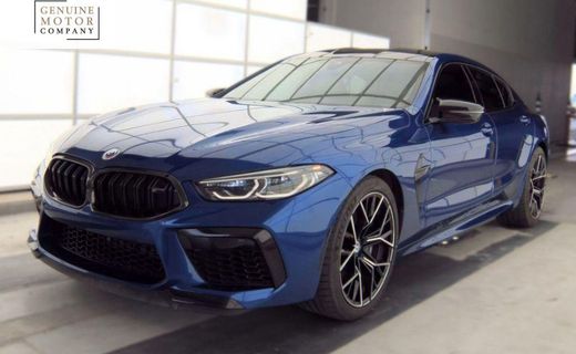 2023 BMW M8