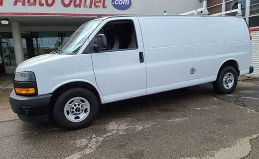 2018 GMC Savana 2500