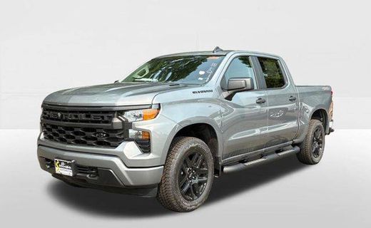 2026 Chevrolet Silverado Custom
