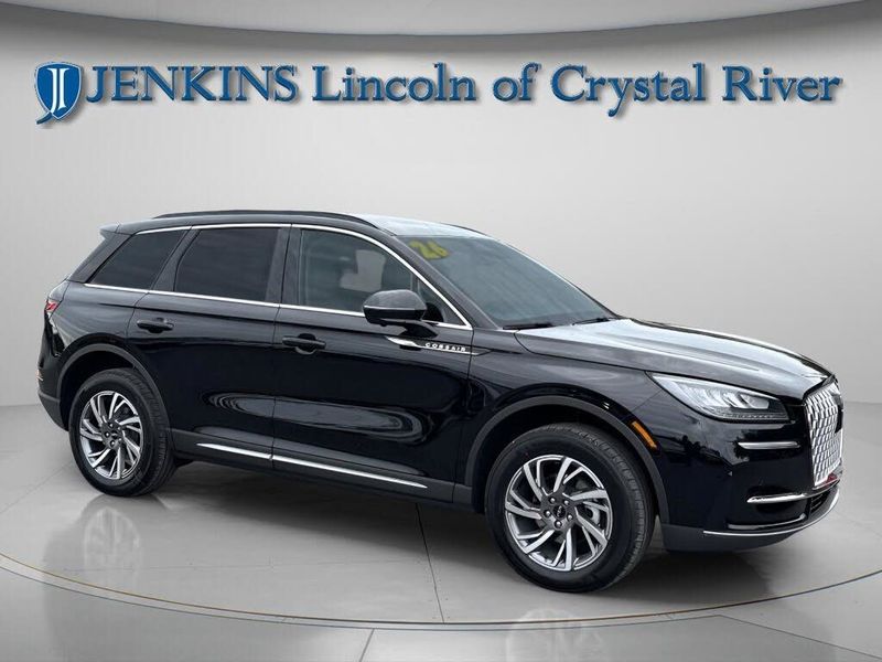 2026 Lincoln Corsair — a typically priced live listing