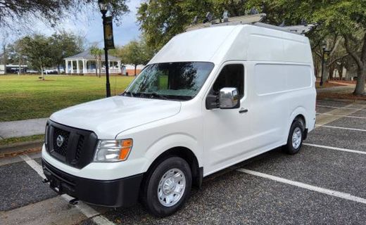 2021 Nissan NV SV V6