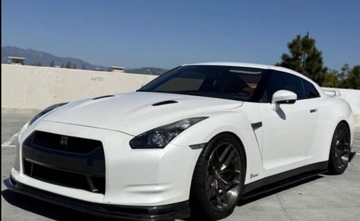 2010 Nissan GT-R Premium