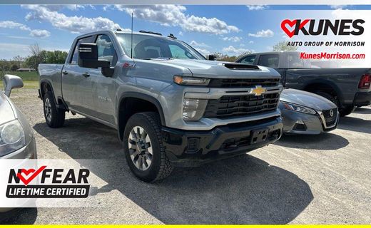 2026 Chevrolet Silverado HD Custom