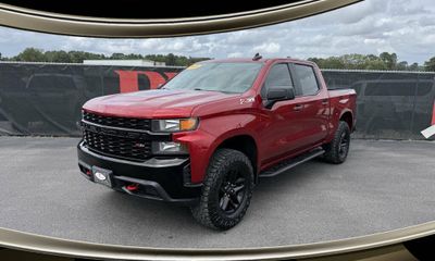 2021 Chevrolet Silverado Trail Boss Custom
