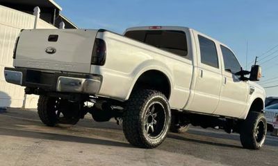 2010 Ford F-350 Lariat