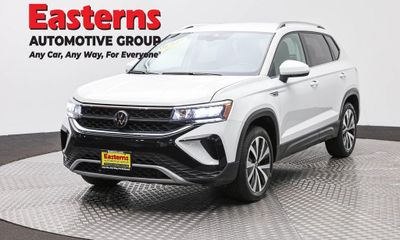 2024 Volkswagen Taos SE