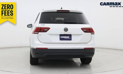 2023 Volkswagen Tiguan SE
