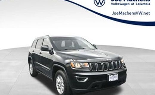 2020 Jeep Grand Cherokee Laredo