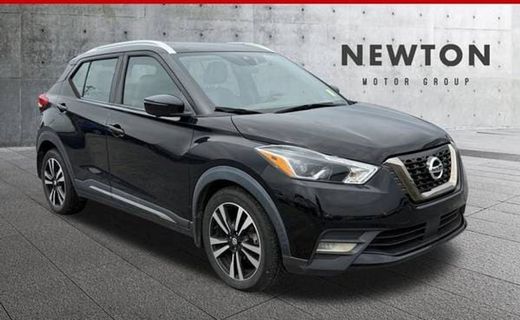 2020 Nissan Kicks SR