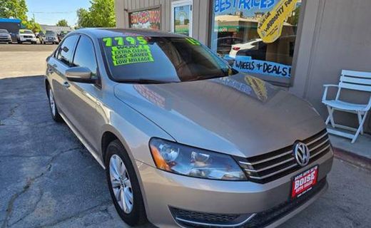 2015 Volkswagen Passat S