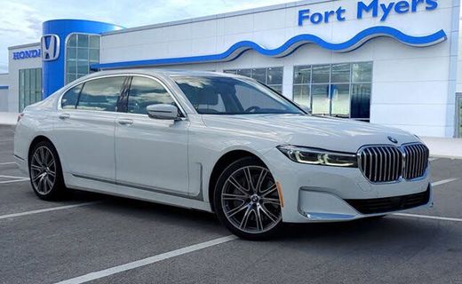 2020 BMW 750I