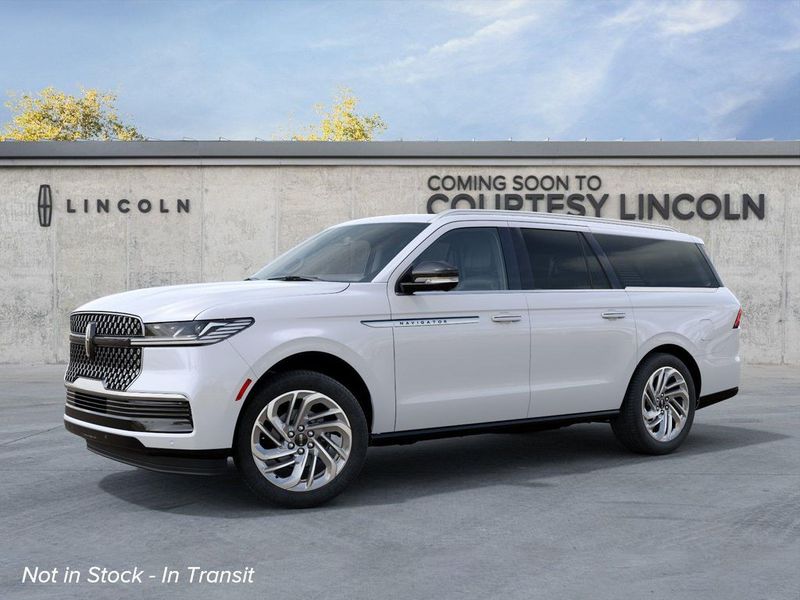 2027 Lincoln Navigator L — a typically priced live listing