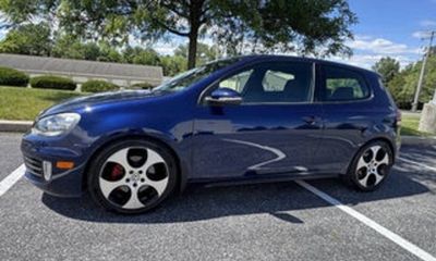 2012 Volkswagen GTI 20T 2 Door