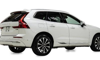 2023 Volvo XC60 Plus Bright