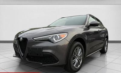 2023 Alfa Romeo Stelvio Sprint