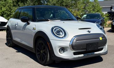 2021 Mini Hardtop SE 2 Door