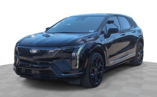 2025 Cadillac Optiq Sport 2