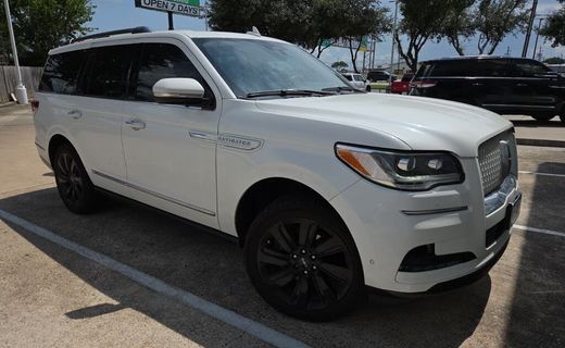2023 Lincoln Navigator Reserve