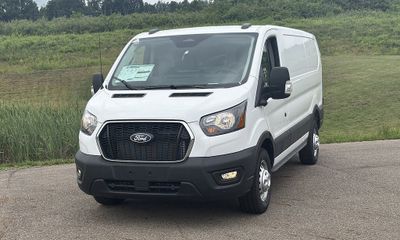 2026 Ford Transit LOW Roof