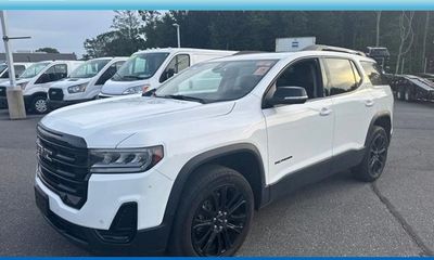 2023 GMC Acadia SLE