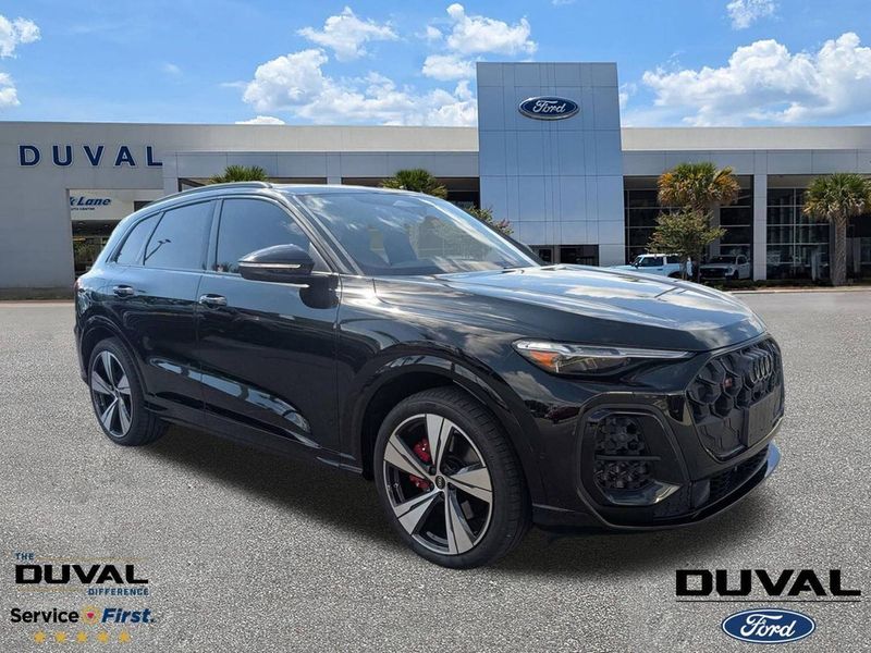 2025 Audi SQ5 — a typically priced live listing