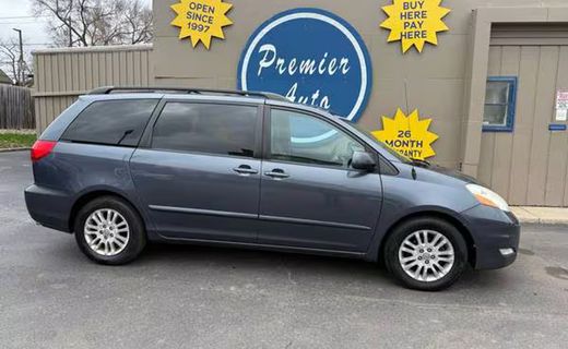 2010 Toyota Sienna XLE