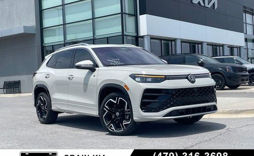 2026 Volkswagen Tiguan 4MOTION SEL