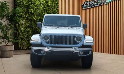 2024 Jeep Wrangler Sahara 4XE