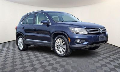 2016 Volkswagen Tiguan 4Motion S R