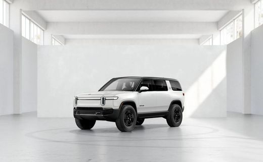 2026 Rivian R1S Adventure