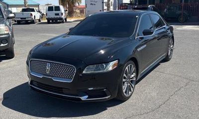 2017 Lincoln Continental Select