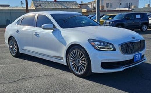 2019 Kia K900 Luxury Trim
