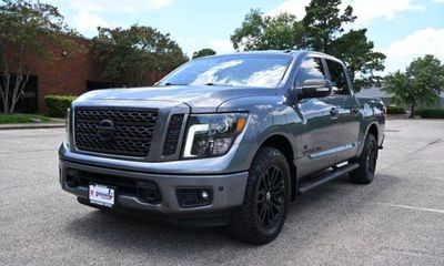 2019 Nissan Titan SV