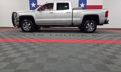 2018 GMC Sierra SLT