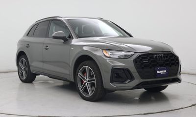 2024 Audi Q5 E S Line Quattro