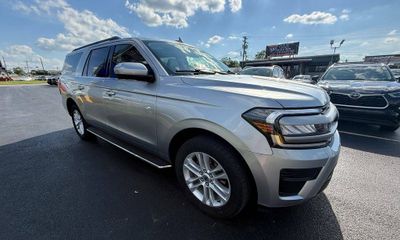 2022 Ford Expedition MAX XLT