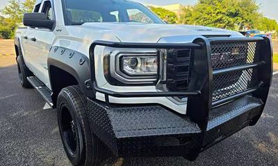 2017 GMC Sierra