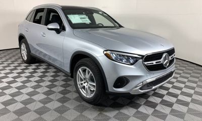 2025 Mercedes-Benz GLC-Class GLC300