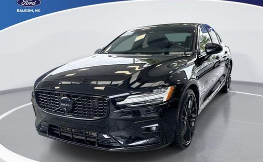 2024 Volvo S60 Plus Black Edition
