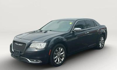 2016 Chrysler 300 300C