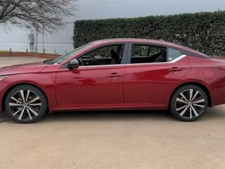 2022 Nissan Altima SR